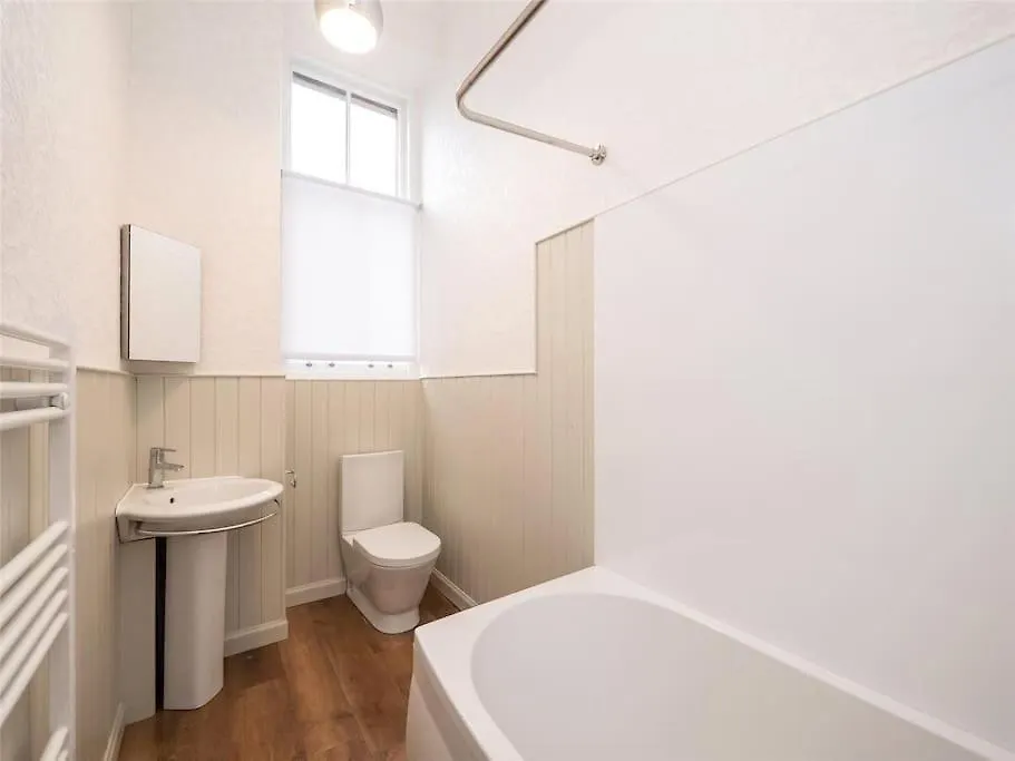 Beautiful & Bright 2 Bed Flat Murrayfield エディンバラ