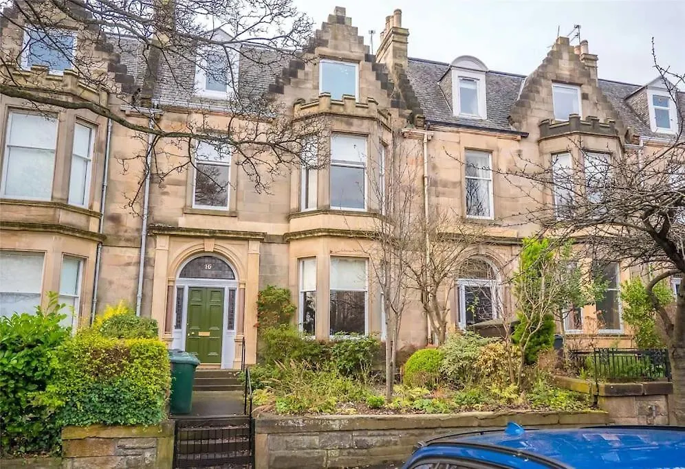 Beautiful & Bright 2 Bed Flat Murrayfield エディンバラ アパート